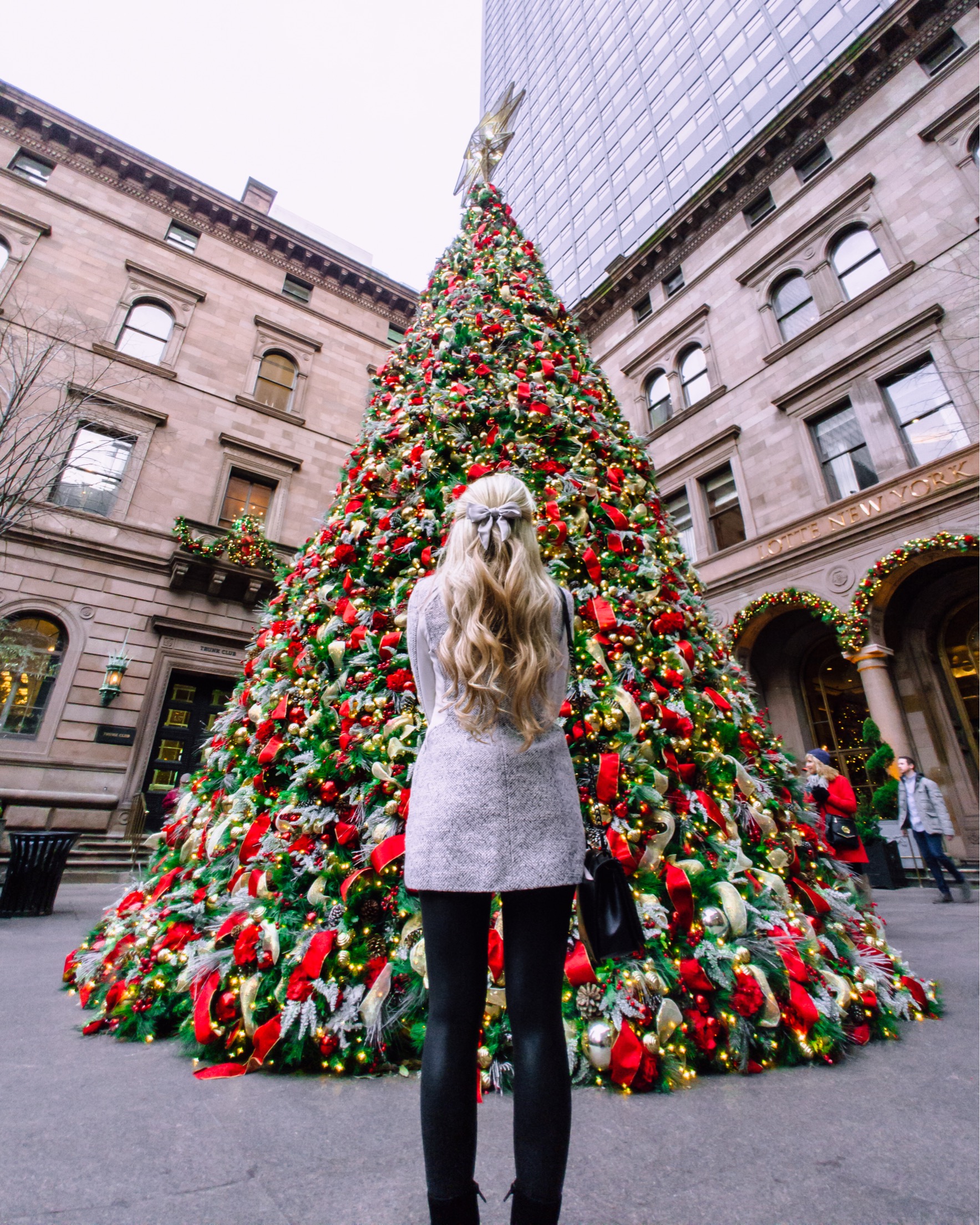 My Guide to Christmas in NYC - Welcome to Olivia Rink